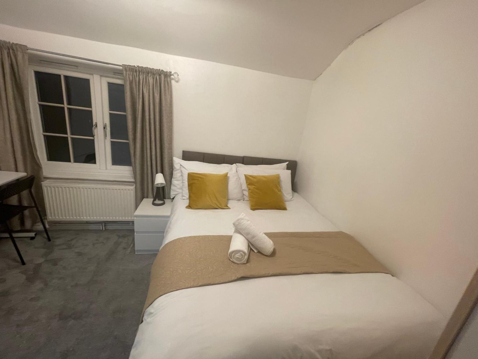 Tooting Lodge London - Cosy 2 Bedroom House With Garden, 5 Mins Walk To Tube Station Bagian luar foto